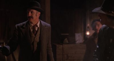What in the sam hell are we up against - Tremors 4: The Legend Begins