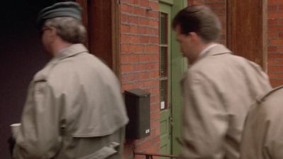 What is this a trench coat convention What the hell is going on - The Fugitive