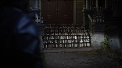 WHAT IS ALL THIS? - Pretty Little Liars