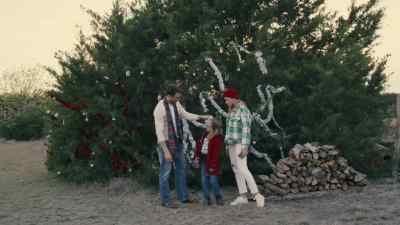 What is this behind your ear? - A Christmas in New Hope