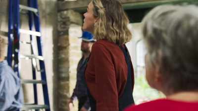 -What?
-Is Humphrey having an affair? - Beyond Paradise