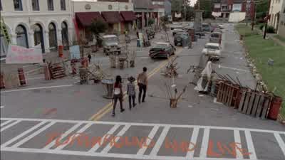 - What is it? - The Walking Dead