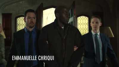 -What is this place?
-Used to be a hotel. - The Passage