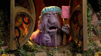 What is this slimy gunk in my bath? - Fraggle Rock: Back to the Rock