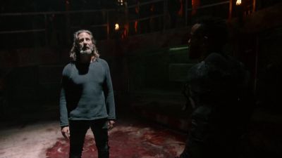 WHAT IS THIS? CHOOSE YOUR WEAPON. - The 100