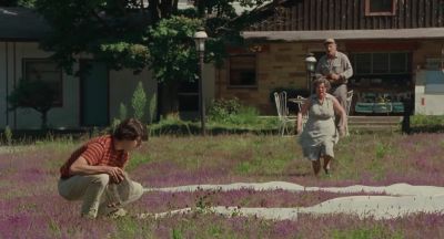 What is this with the sheets - Taking Woodstock