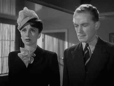 What is it, darling? - Dead of Night