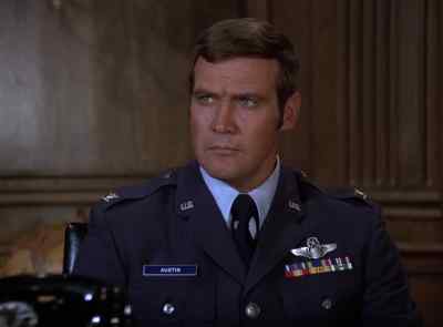 What is it, Fred? - The Six Million Dollar Man