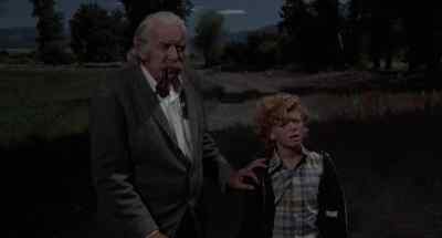 - What is it, Grandpa?
- Well, darned if I know. - Napoleon and Samantha