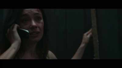 -What is it?
-I'm trapped. I can't get out. - Nowhere