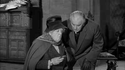 - What is it?
- It's a piece of mud - Murder at the Gallop