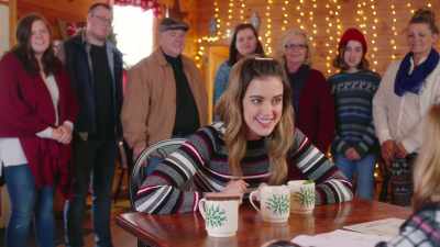 ‐What is it?
‐It's classic cocoa - Christmas Love Letter