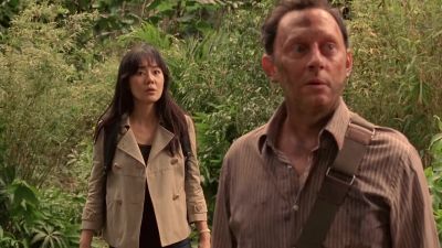 - What is it?
- It's the wall around our Temple. - Lost