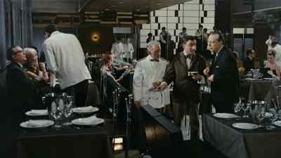 - What is it?
- Just a short circuit. - PlayTime