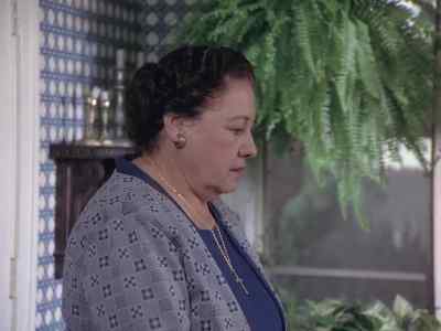 - What is it, María?
- Oh, nothing, nothing! - Devil Dog: The Hound of Hell