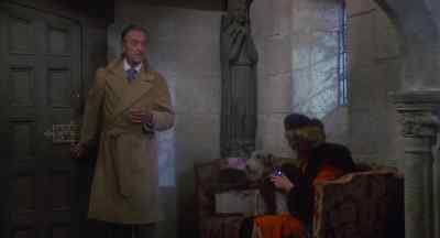-What is it now, Myron?
-Up there, Dora. Look. - Murder by Death