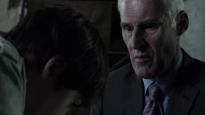 What is it? What's wrong? - Banshee