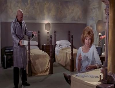 What kind of electric toothbrush is this - Buona Sera, Mrs  Campbell