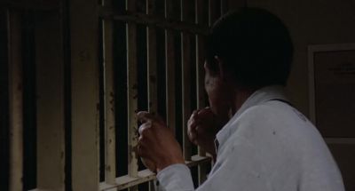 What you laughing at sucker - Penitentiary