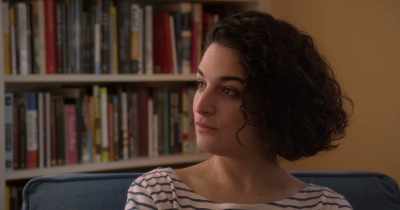 What it looks like to try to act normally
when you're just not normal, - Jenny Slate: Stage Fright