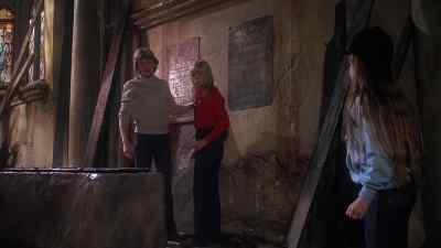 What made the windows break? - The Watcher in the Woods