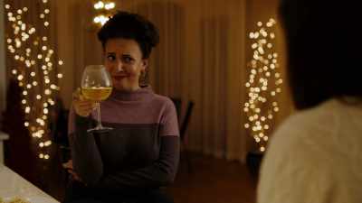 - What makes you say that?
(inhales) - Mom's Christmas Boyfriend