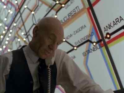 - What?!
- Mr.Tierney... - Detonator