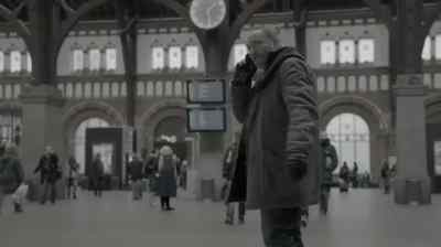 - What next?
- Track 2, get on the Oresund train. - The Bridge