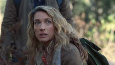 - What now?
- Don't run. - La Brea