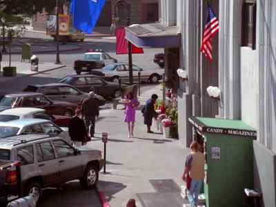 What? Oh, great, my car's blocked in. - Lois & Clark: The New Adventures of Superman