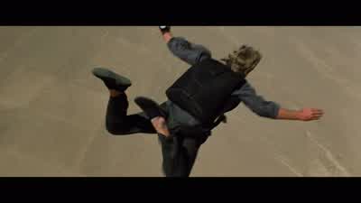 - What-- - Pull the chute, Bodhi. - Point Break