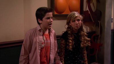 >> WHAT? - iCarly