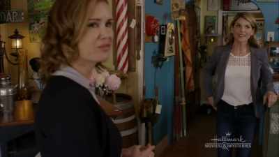 What if Sam
was in the attic - Garage Sale Mystery: The Art of Murder