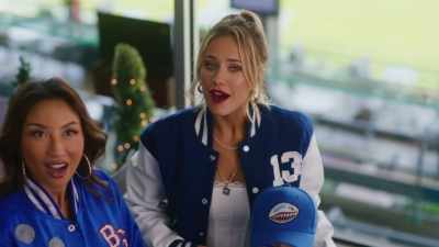 What? She missed
Thanksgiving to watch you play, - Christmas in the Spotlight