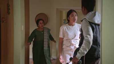 -What if someone saw you?
-[Dadi gasps] - The Unlisted