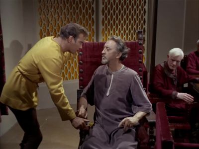 What is Spock doing? - Star Trek