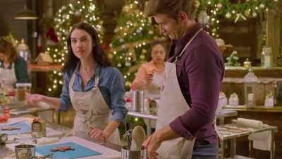 What? Style can be simple. - A Sweet Christmas Romance