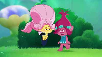 ‐ What? That can't be a reaction
to your first hug! - Trolls: TrollsTopia