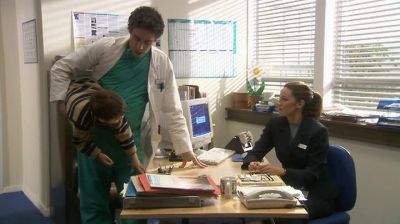 What is that It's a kid What do they eat - Green Wing