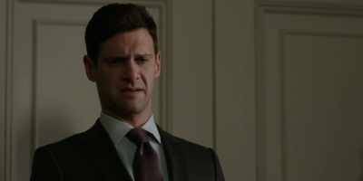 - What is that?
- It's like a drone without bombs. - The Good Fight