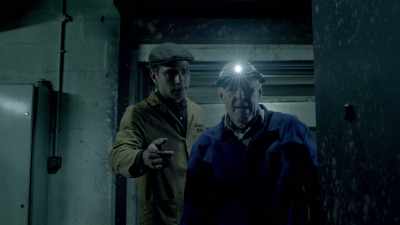 - What is that?
- Piece of cake, son. - Snatch