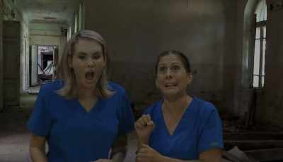 - What was that, what was that?
- I don't know! - Cade: The Tortured Crossing