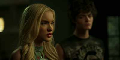 - What if that's
why he set the fire: - Wolf Pack