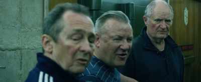 - What the fuck is going on?
- Fuck off, Basil. - King of Thieves