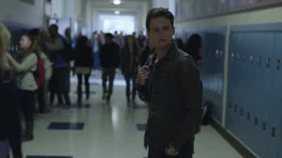 What the fuck is going on? - 13 Reasons Why