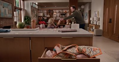 What the fuck is this? - Grace and Frankie