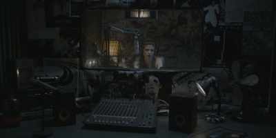 What if the guy wasn't
as dumb as she thought? - Nightmare Radio: The Night Stalker