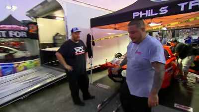 What the heck happened,
like with Robin? I mean-- - Street Outlaws No Prep Kings Team Attack