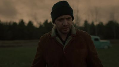 - What the hell are you doing?
- Go with her. - 12 Monkeys