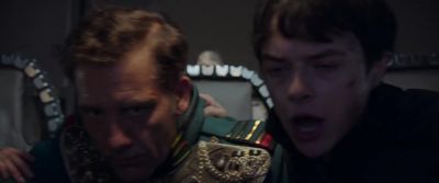 - What the hell are you doing?
- I didn't give the orders! - Valerian and the City of a Thousand Planets